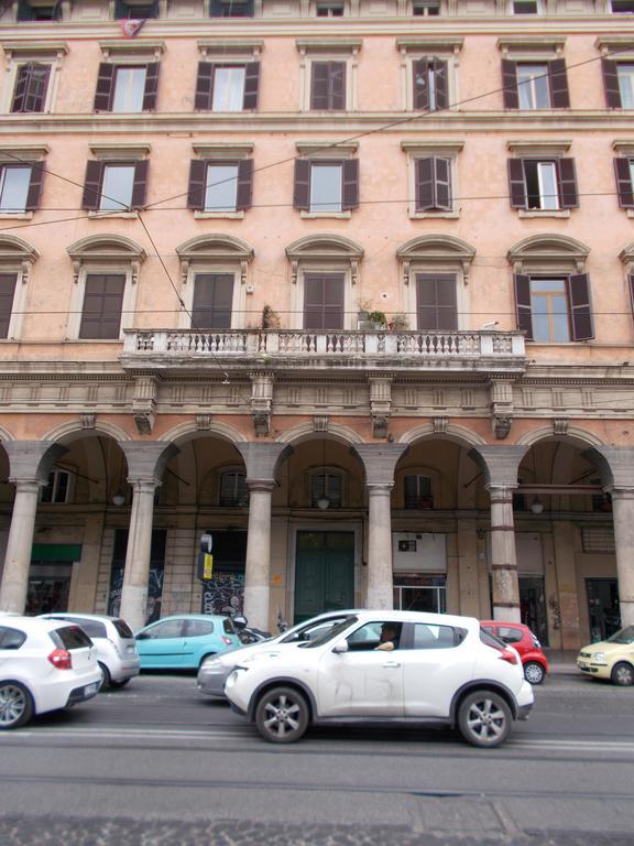 Bed And Breakfast Beautiful Roma エクステリア 写真
